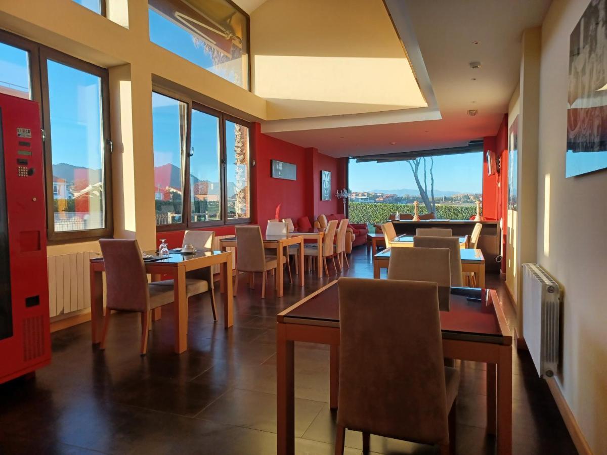 Hotel La Venta del Mar Liencres Esterno foto